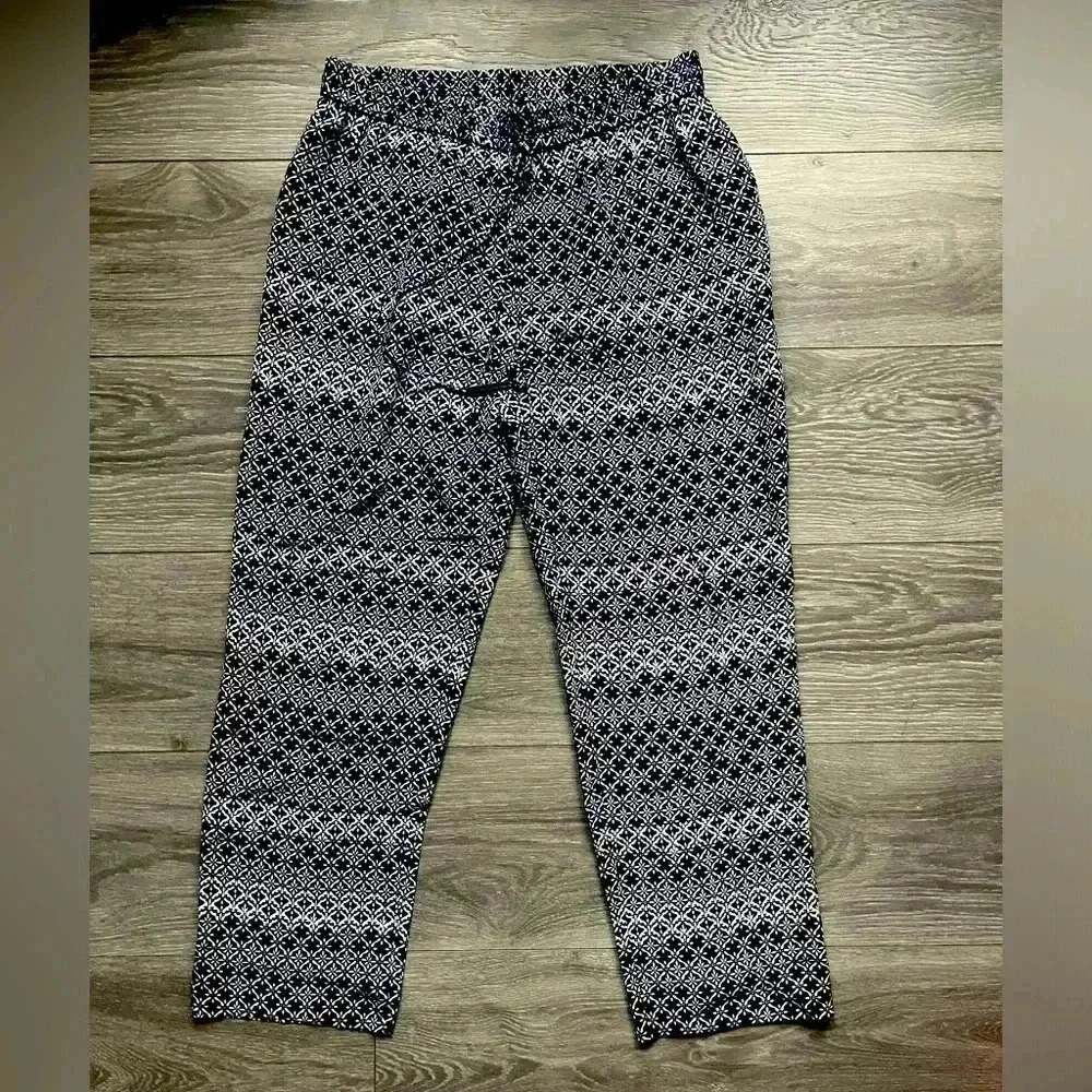Diane Von Furstenberg 100% Silk Navy Geometric Tribal Print Drawstring Pants 6